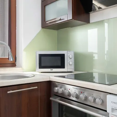 Διαμέρισμα Comfortable With Parking And Balcony Next To Metro In By Renters Βαρσοβία