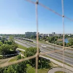 Comfortable With Parking And Balcony Next To Metro In By Renters Apartman Varsó